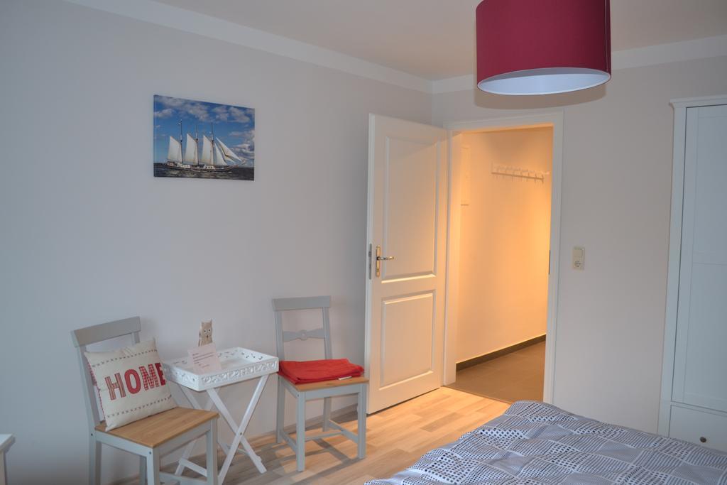 Hotel & Ferienunterkuenfte Hus Seeblick 페마른 객실 사진
