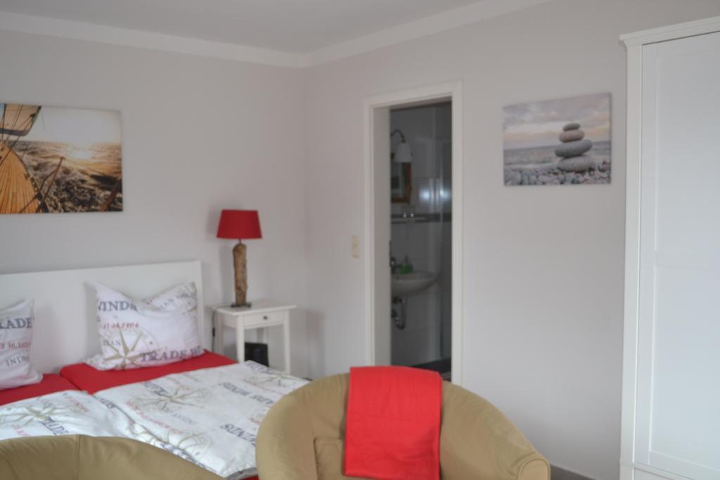 Hotel & Ferienunterkuenfte Hus Seeblick 페마른 외부 사진