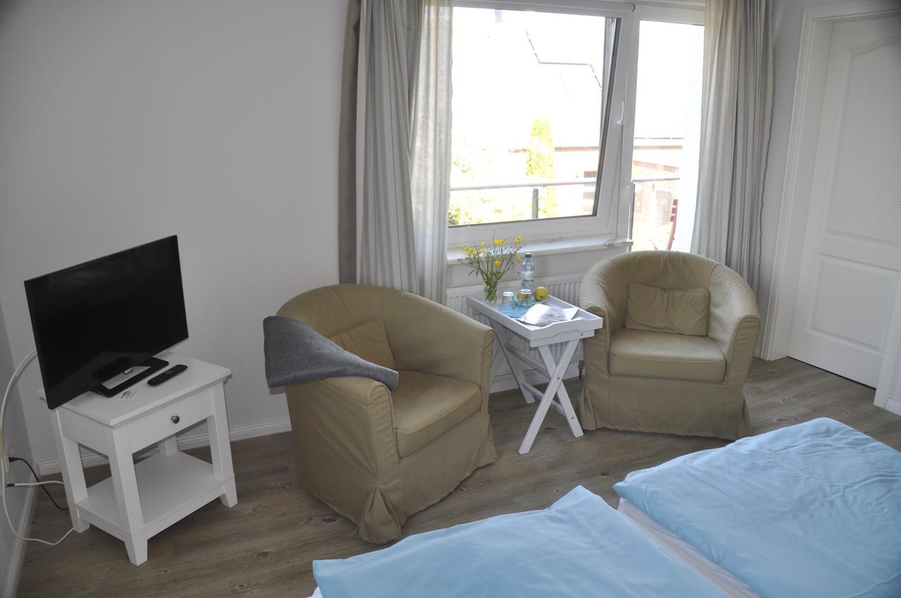 Hotel & Ferienunterkuenfte Hus Seeblick 페마른 외부 사진