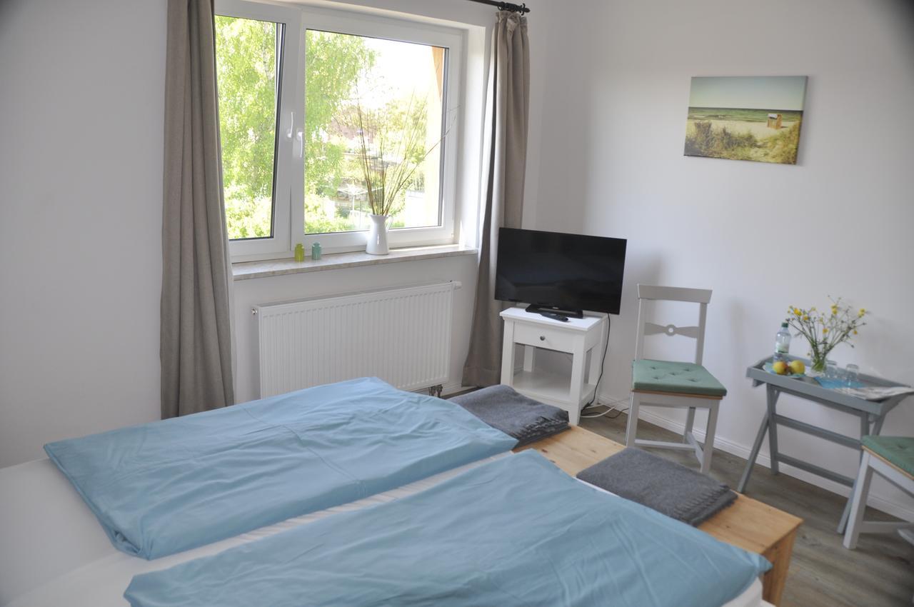 Hotel & Ferienunterkuenfte Hus Seeblick 페마른 외부 사진