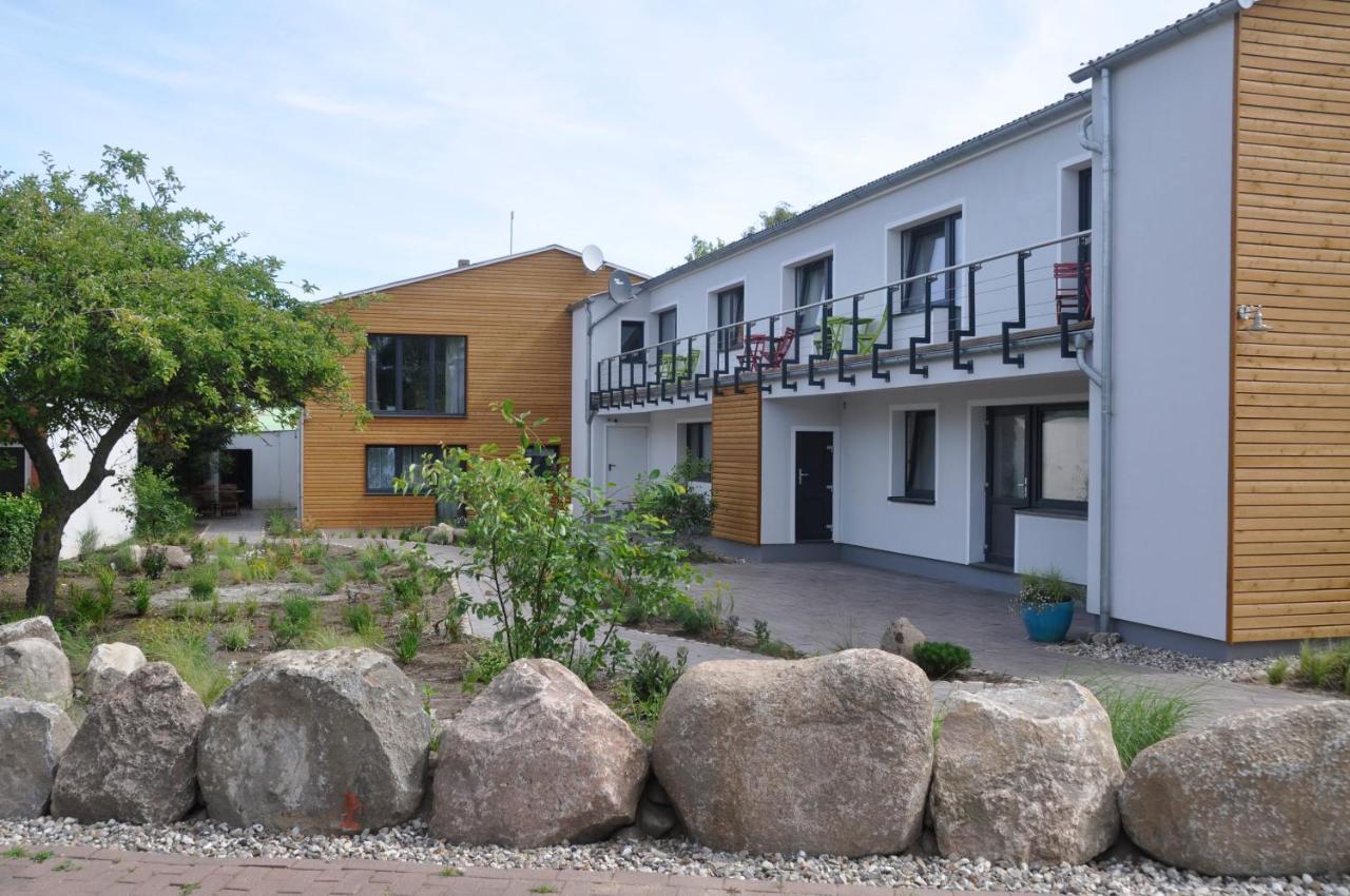 Hotel & Ferienunterkuenfte Hus Seeblick 페마른 외부 사진